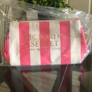 Victorias Secret makeup/toiletry bag